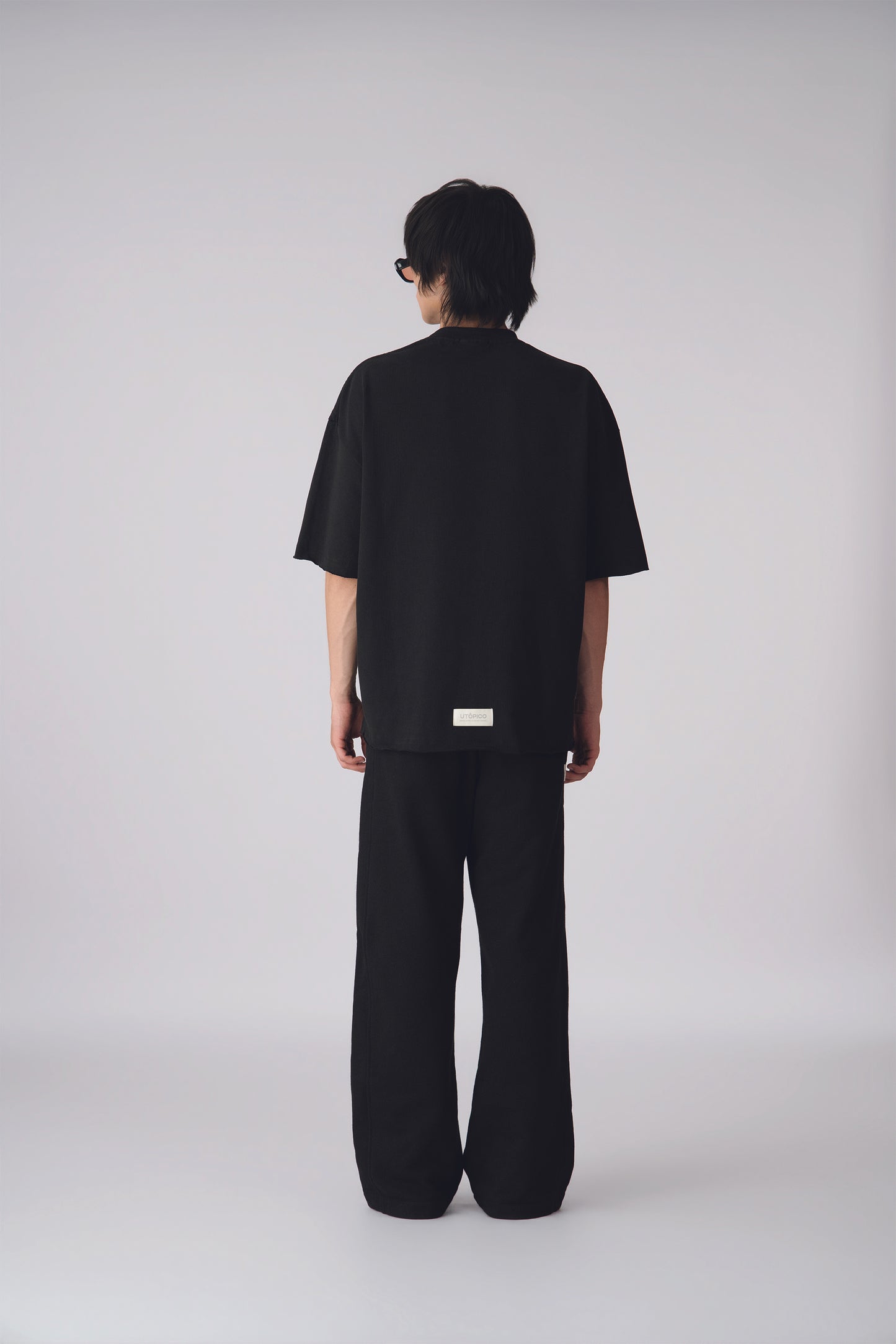 CAMISETA NEGRA - RELAXED FIT