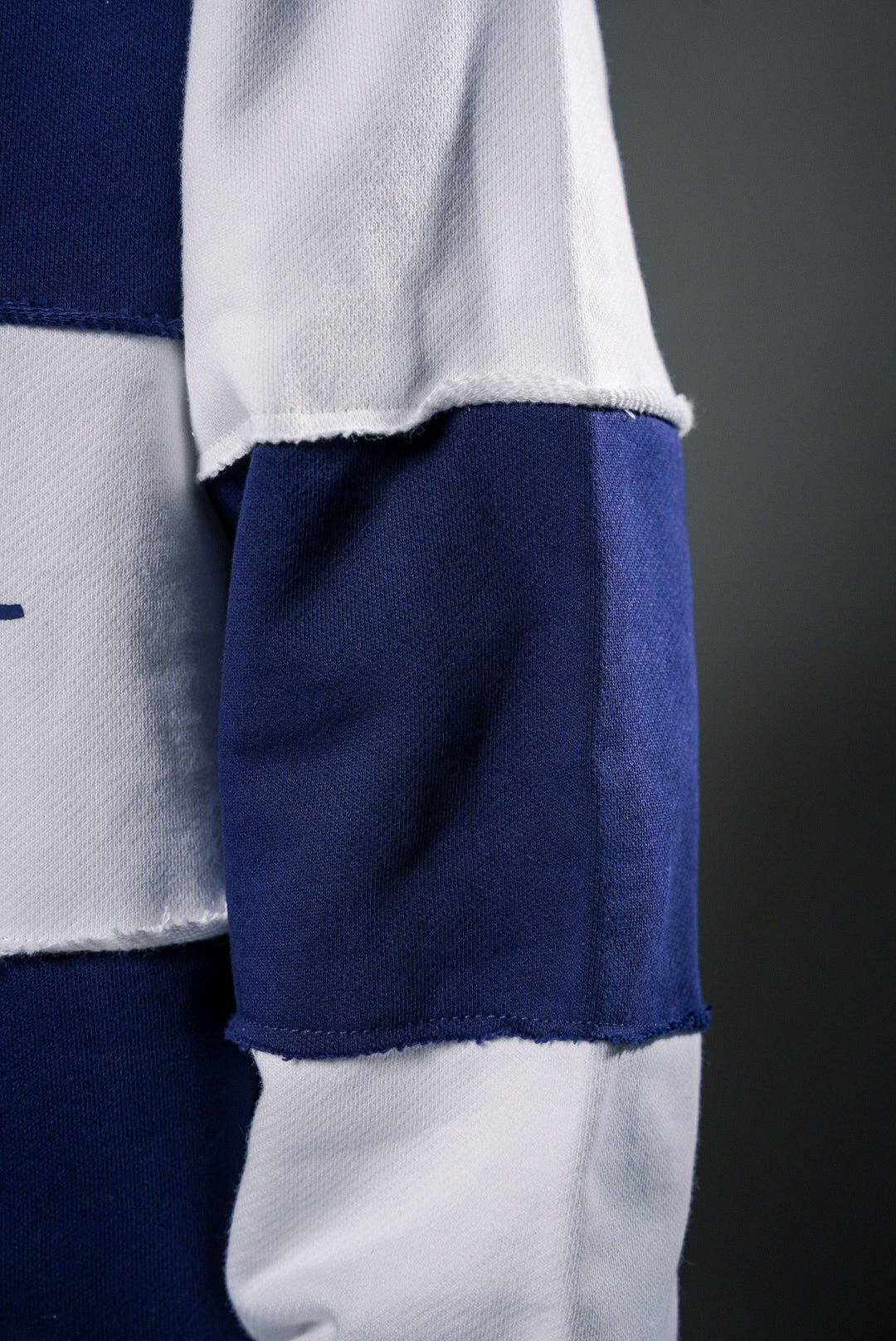 CREWNECK - BLANCO&AZUL BOXYFIT