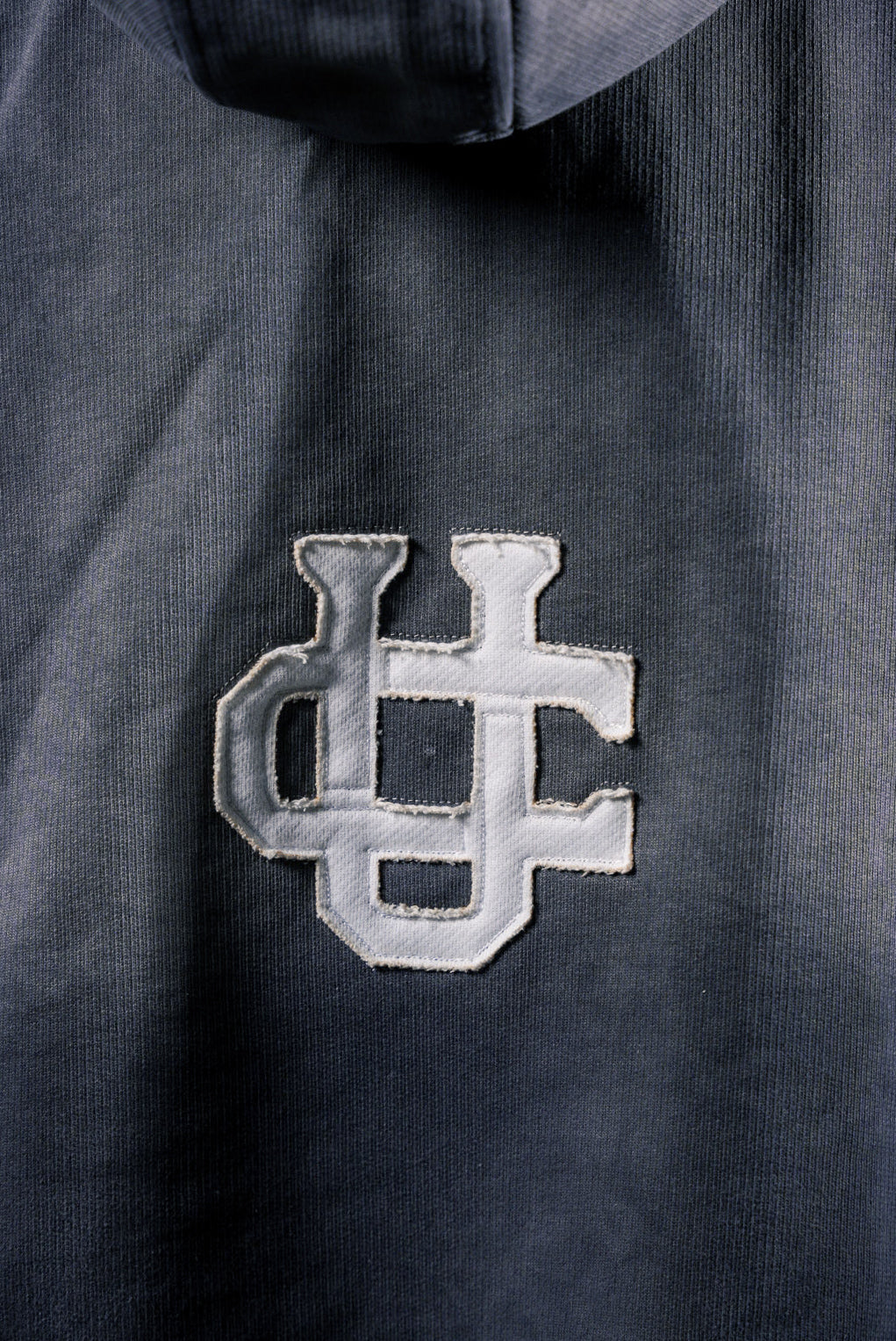 HOODIE VINTAGE GRADIENT - UTOPICO MONOGRAM
