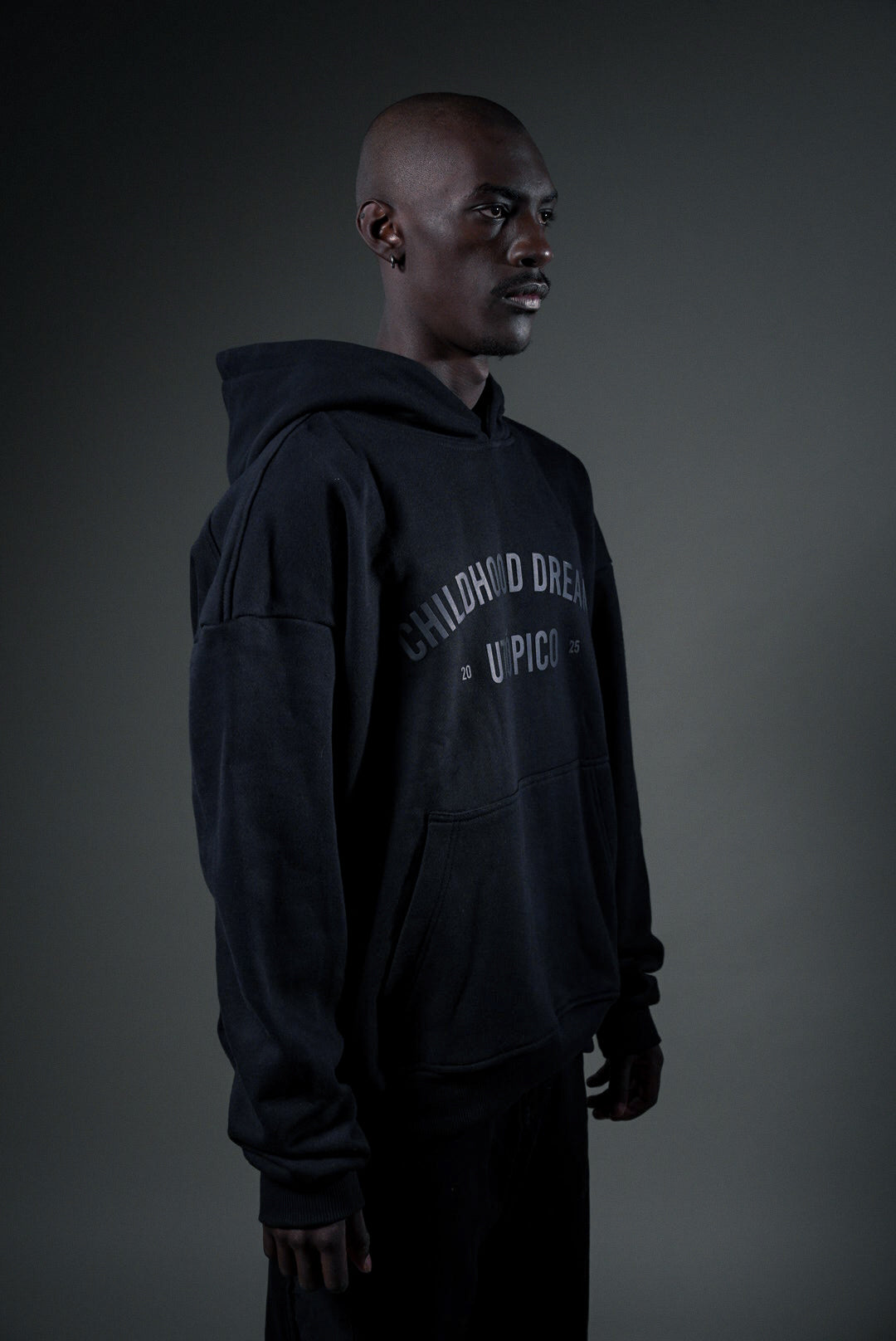 HOODIE NEGRO - RING