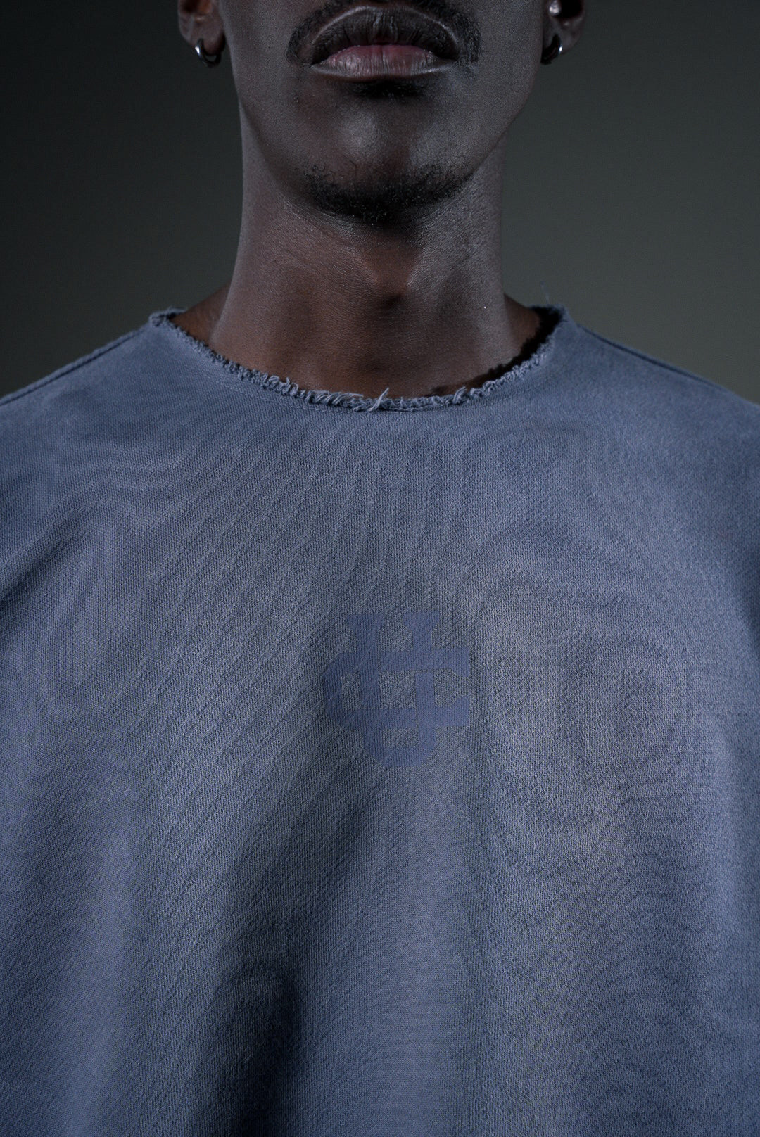 LONG SLEEVE RAW -GRIS
