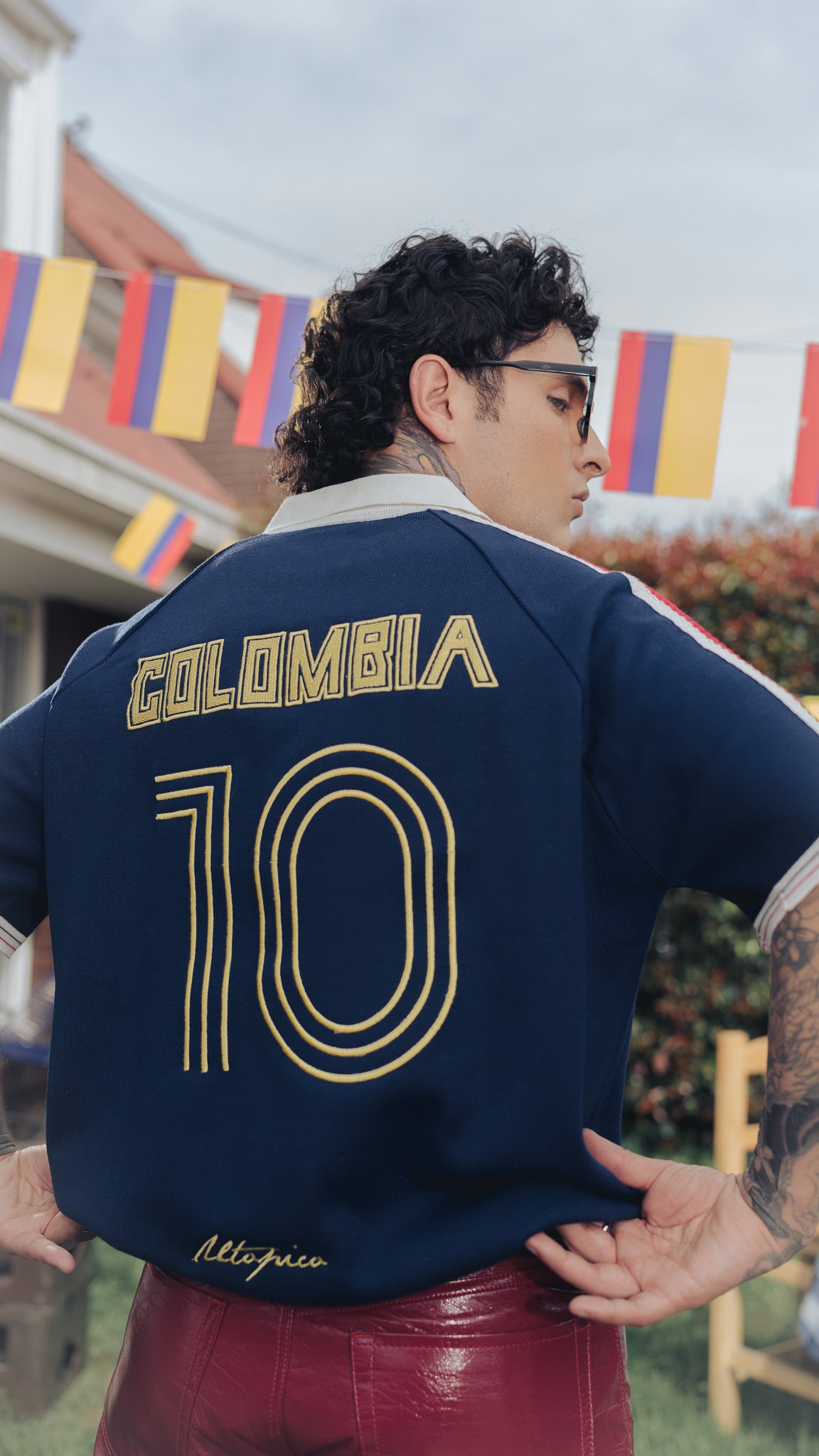Camiseta Legado Dorado