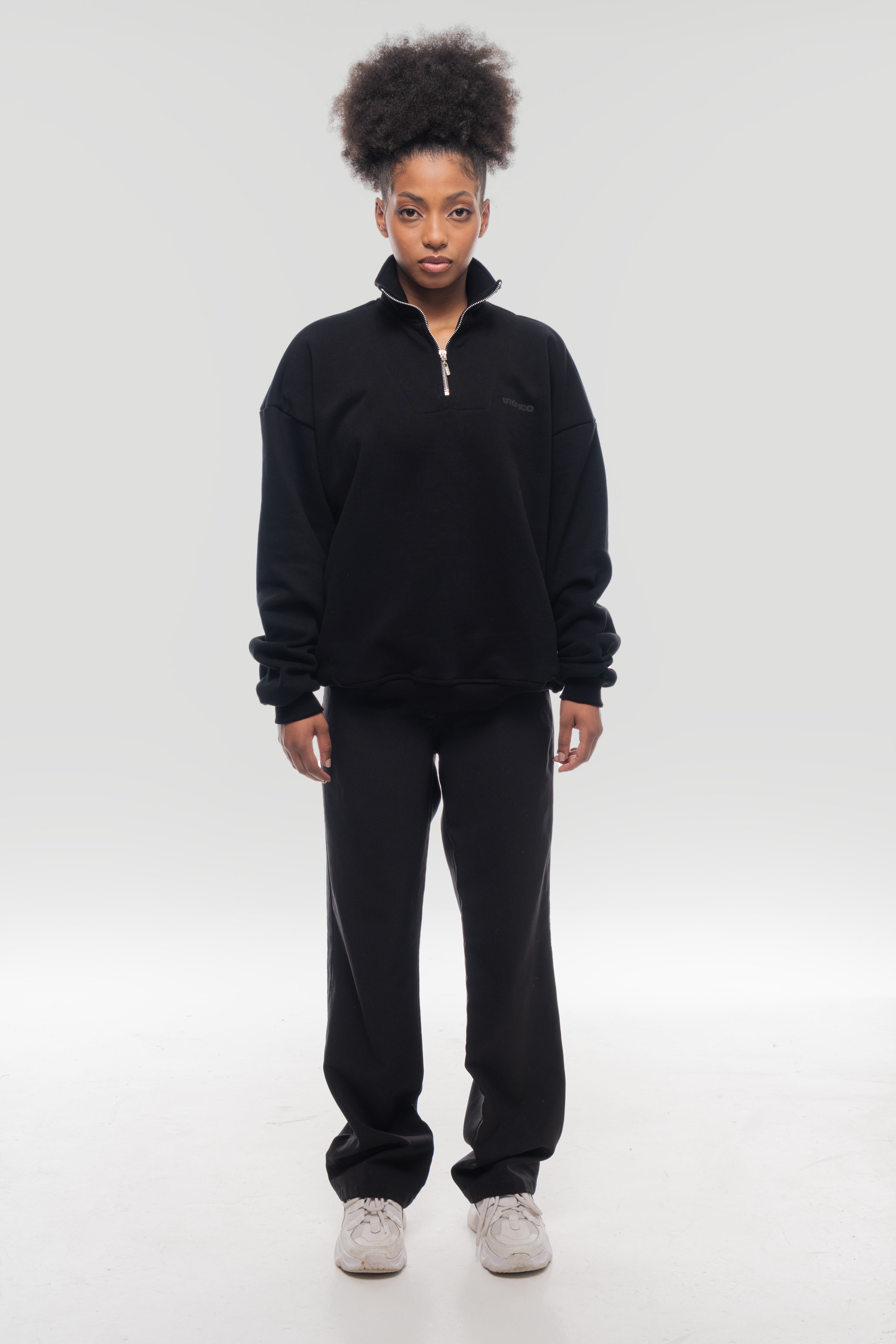 Essentials Black Half Zip outlet XL