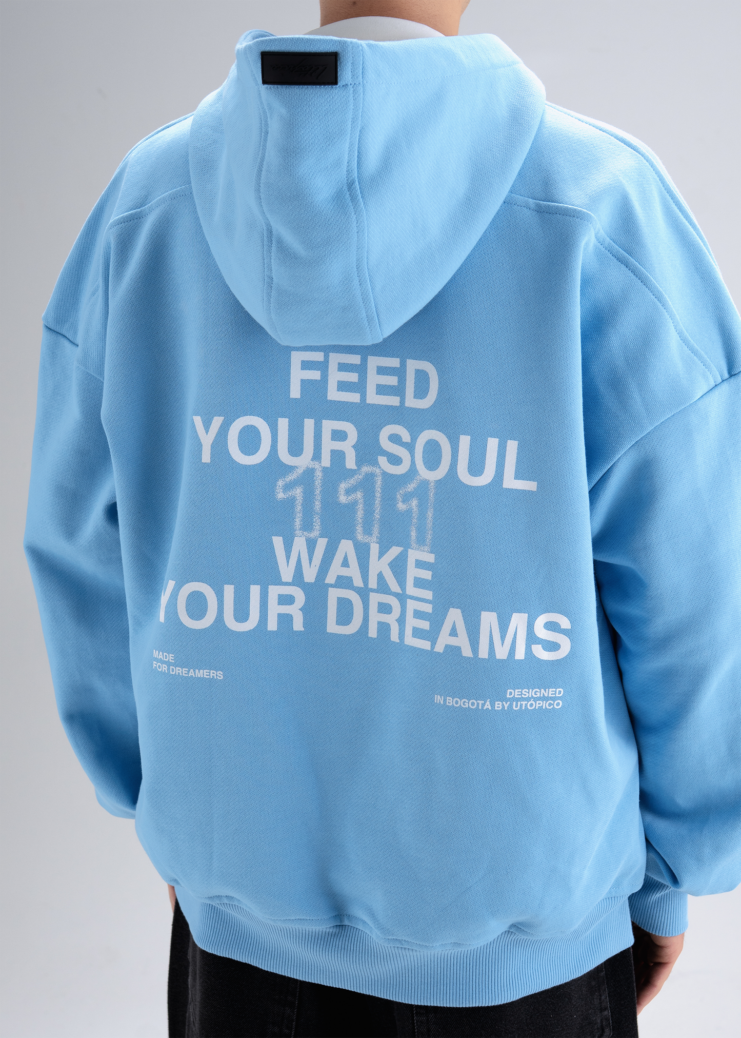 Hoodie Azul Celeste - 111