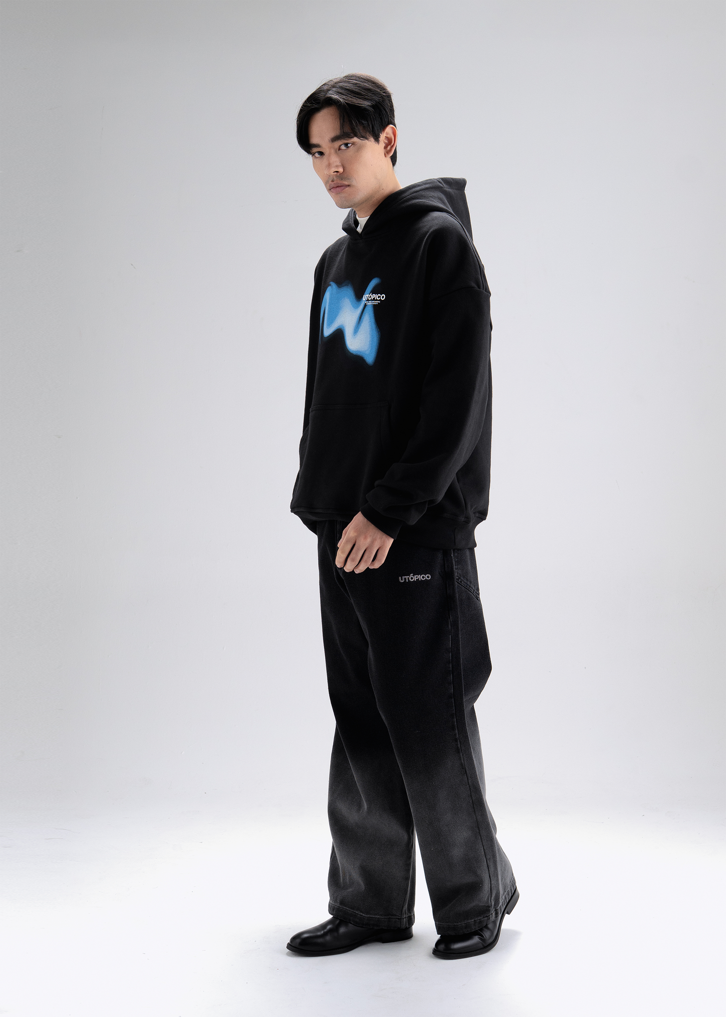 Hoodie Negro - Aura