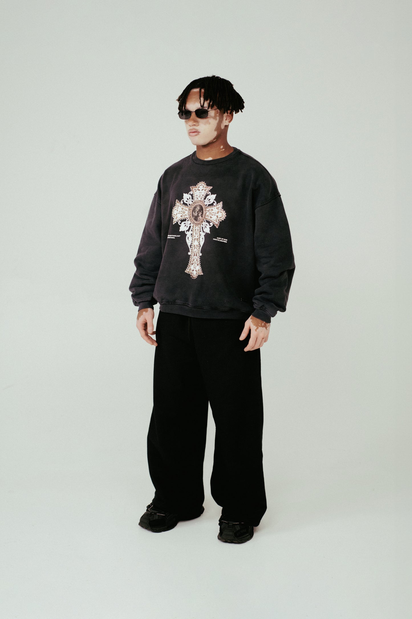 CREWNECK GRADIENT - ICON