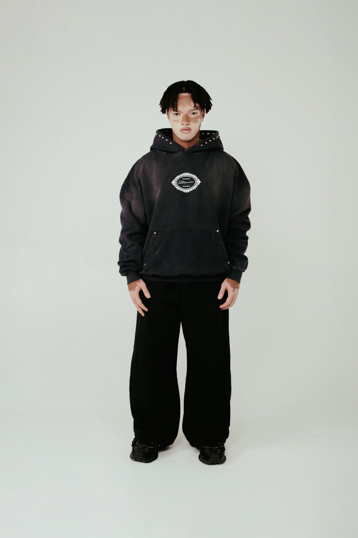 HOODIE GRADIENT - SACRED ICON