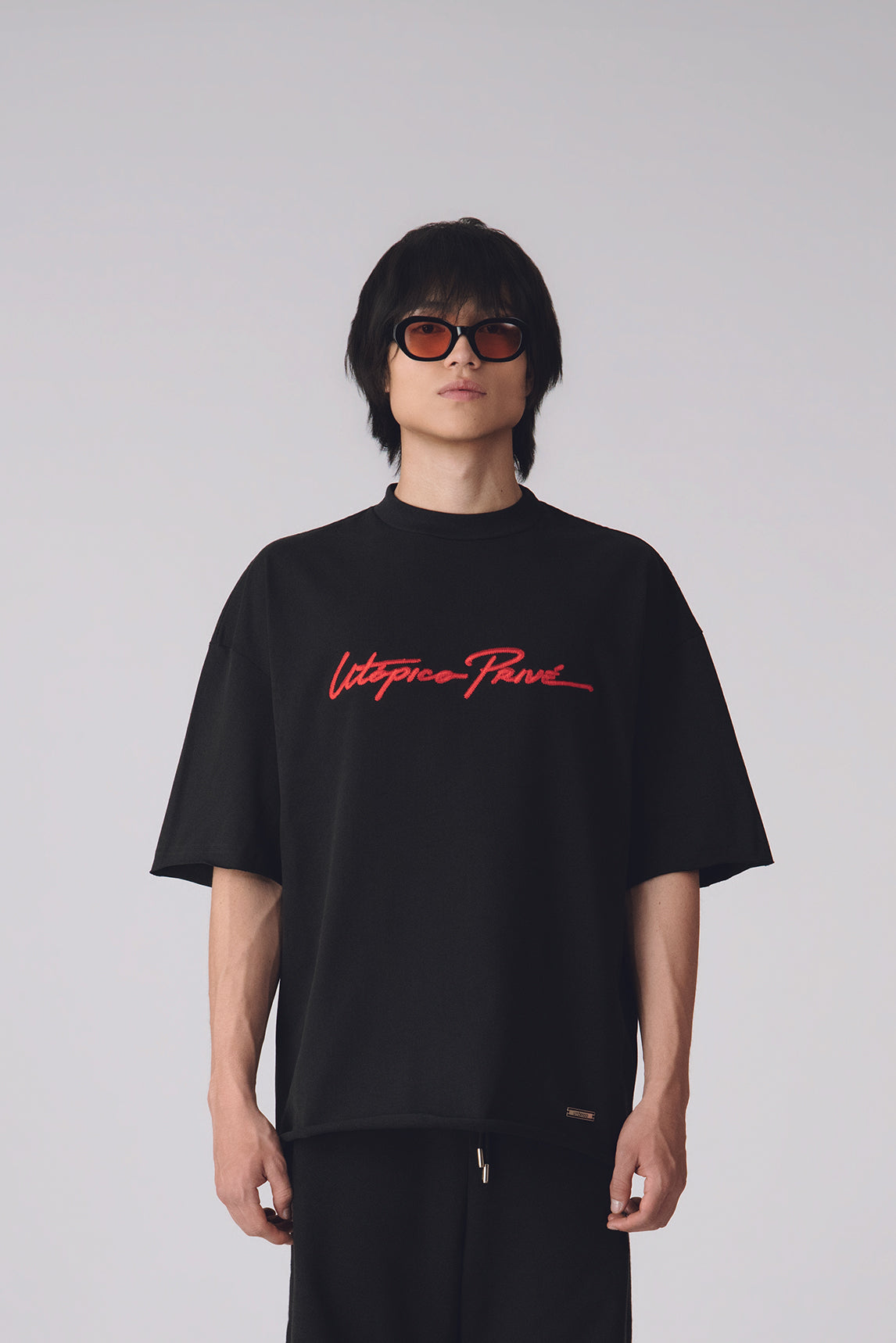 CAMISETA NEGRA - EXTENSED BOXY FIT