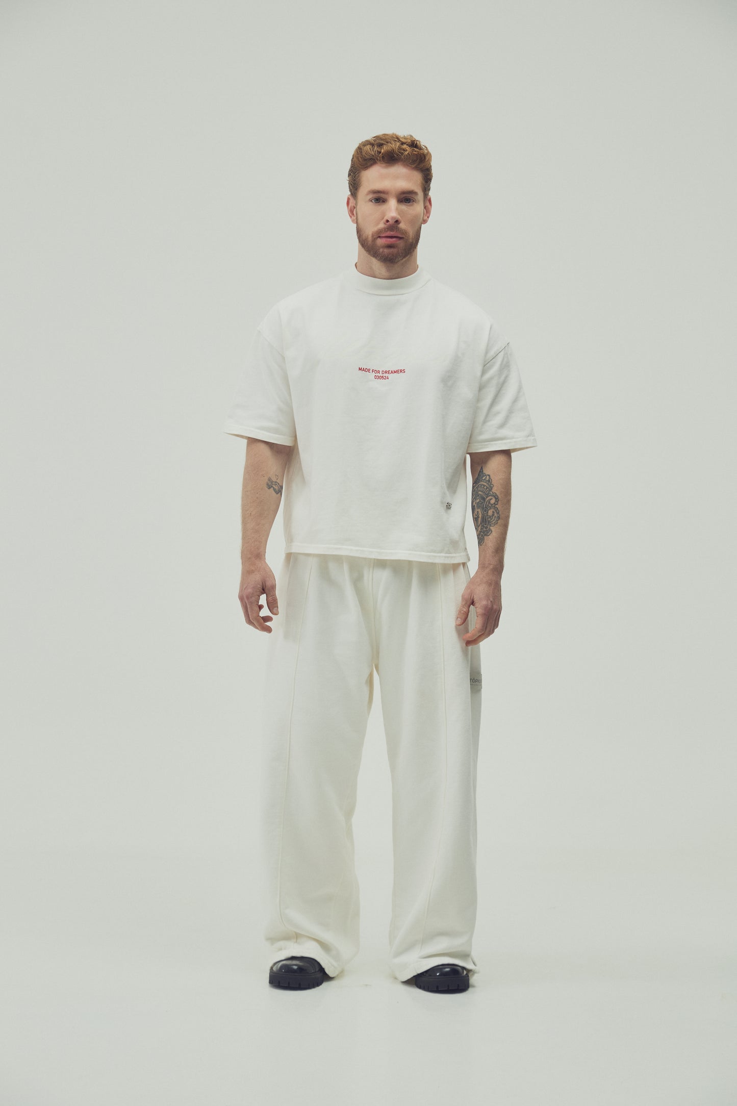 CAMISETA BOXY FIT - MARFIL