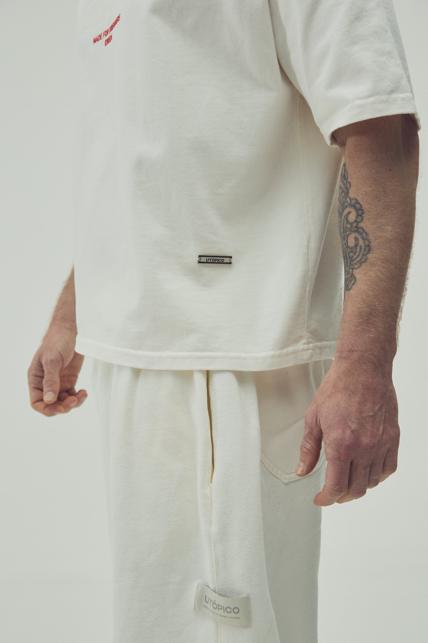 CAMISETA BOXY FIT - MARFIL