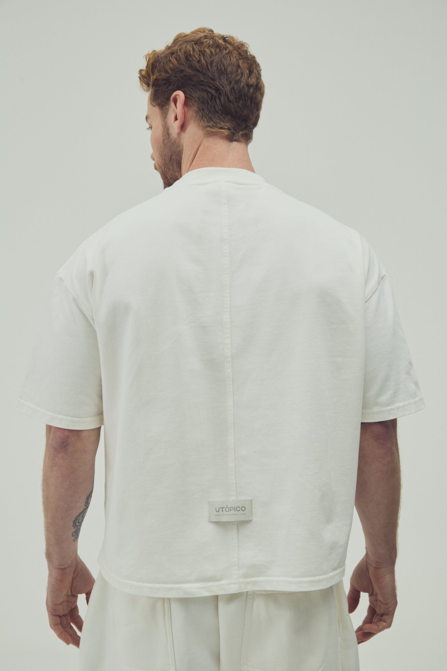 CAMISETA BOXY FIT - MARFIL