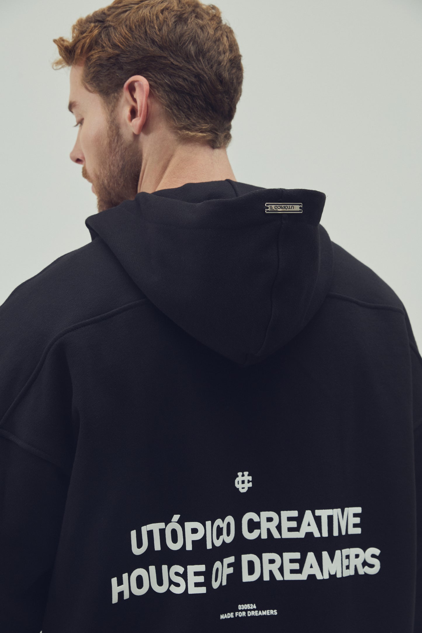 HOODIE NEGRO BASICS
