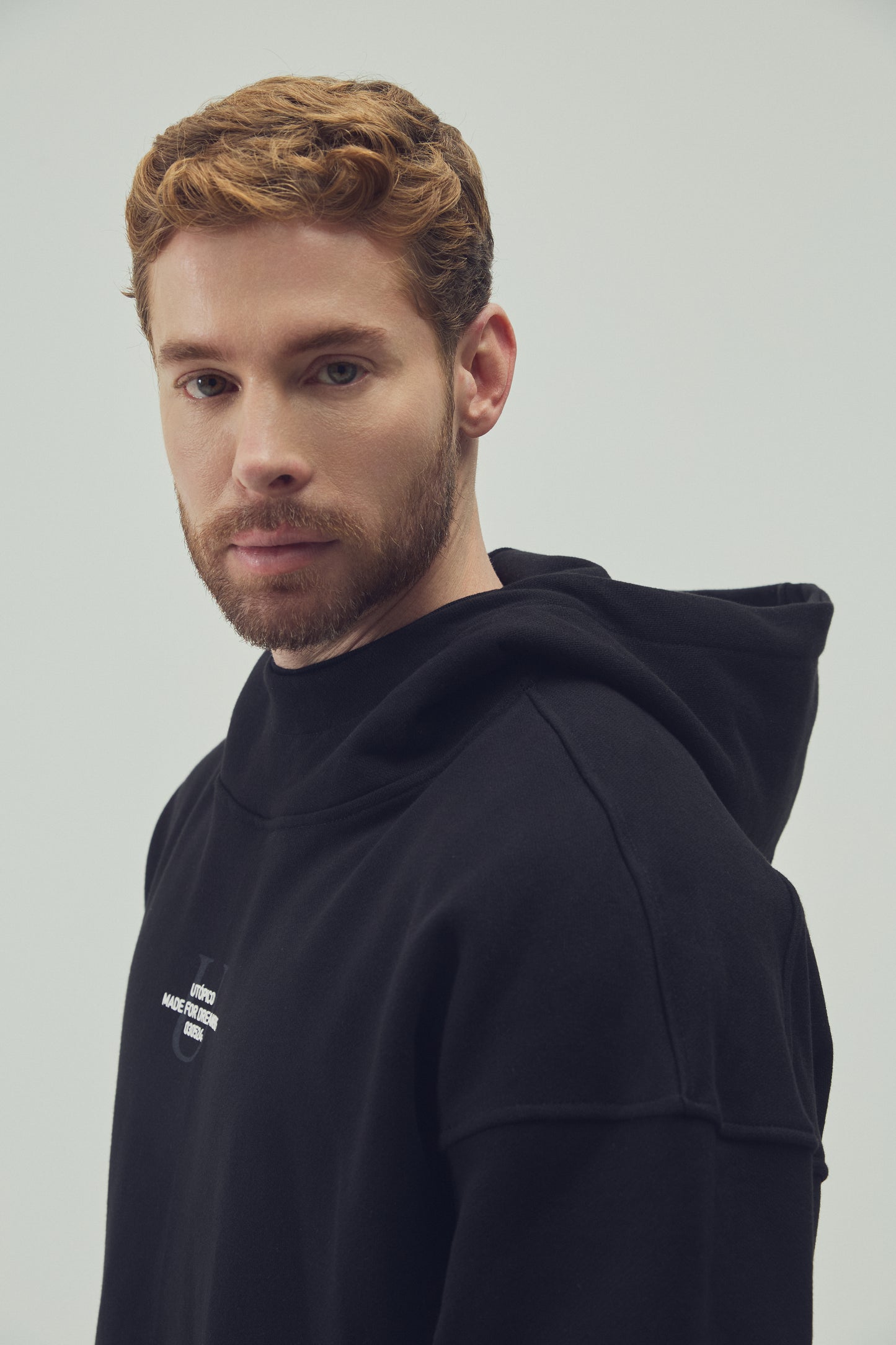 HOODIE NEGRO BASICS