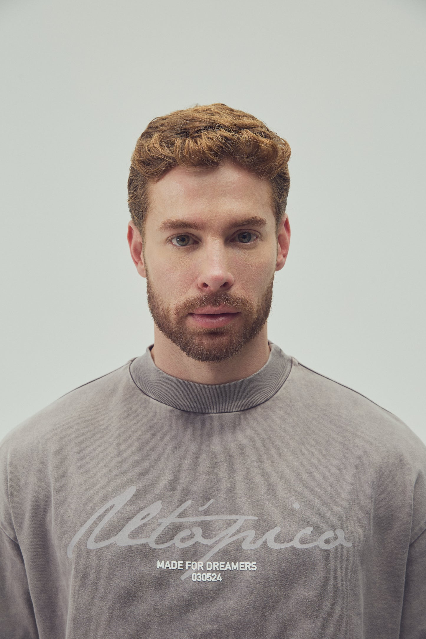 CAMISETA BOXY FIT - MOCA