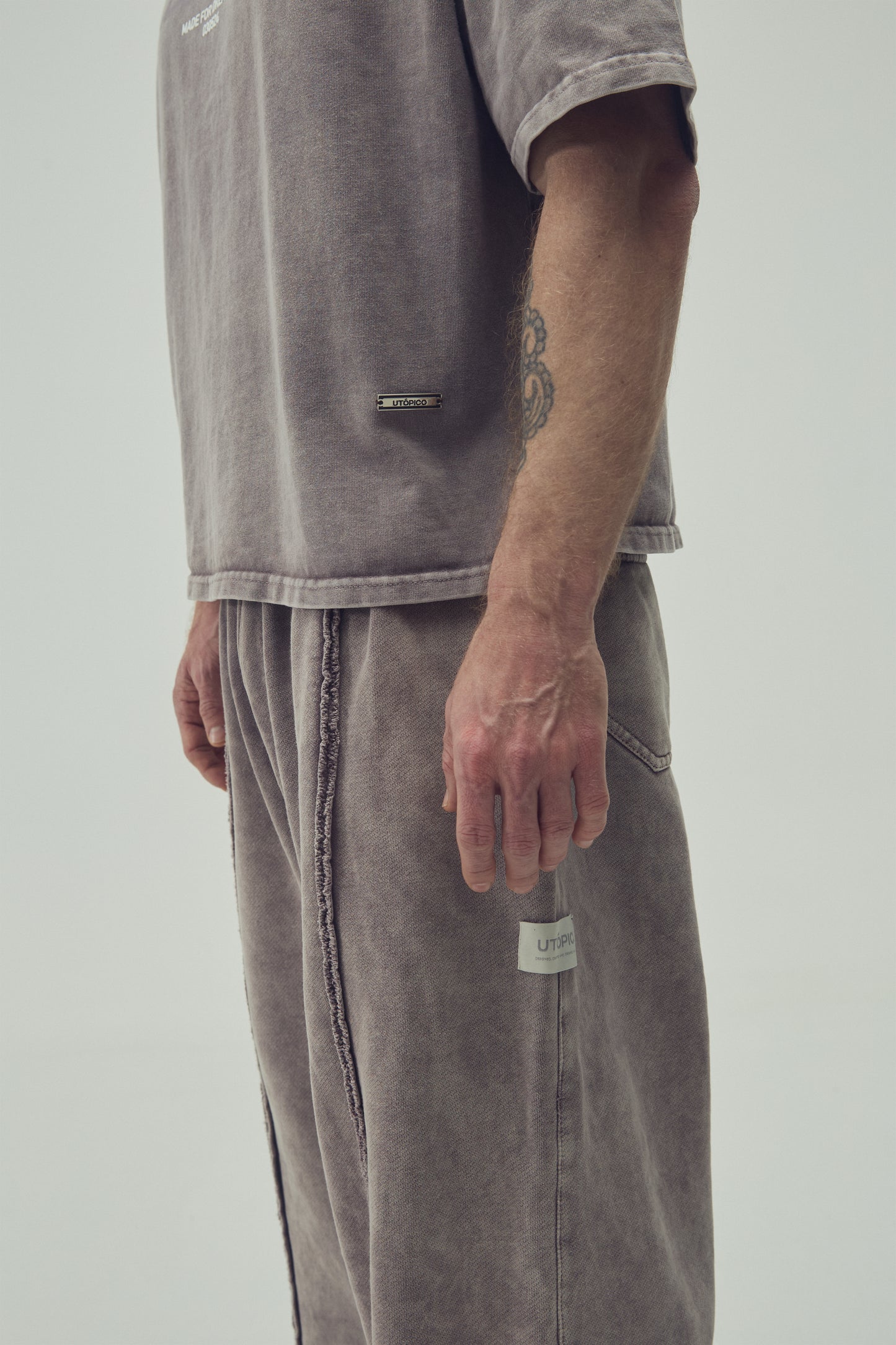 CAMISETA BOXY FIT - MOCA