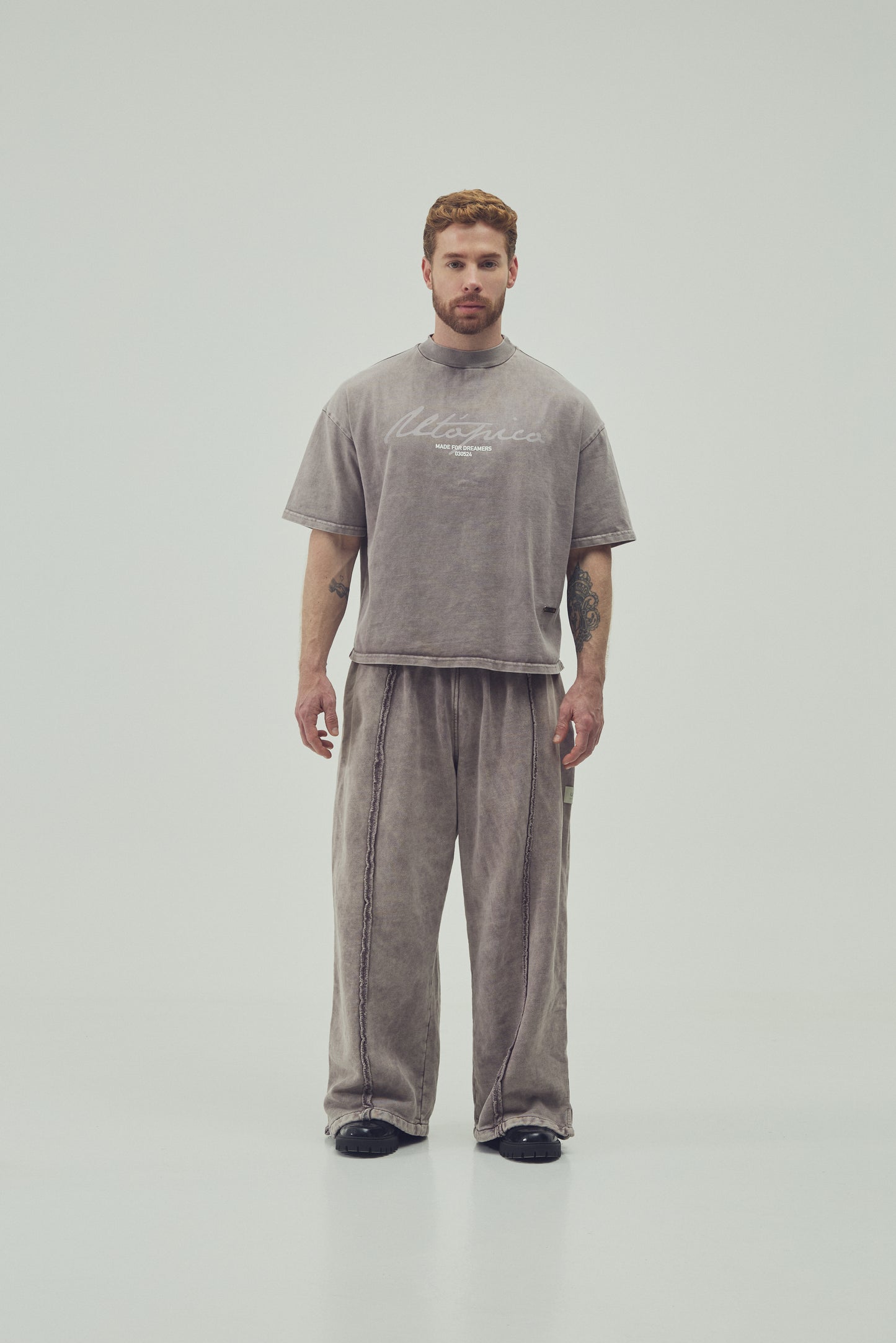 CAMISETA BOXY FIT - MOCA