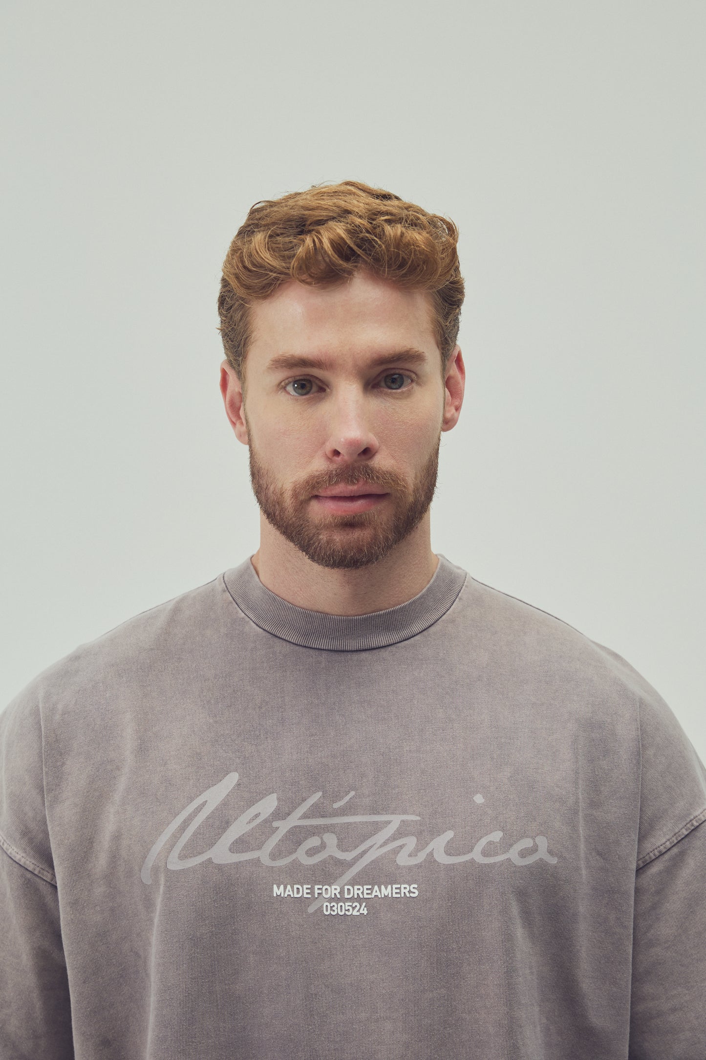 CAMISETA OVERSIZED - MOCA