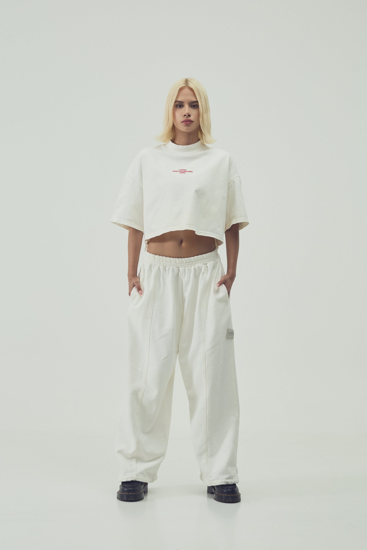 CAMISETA  CROPPED - MARFIL