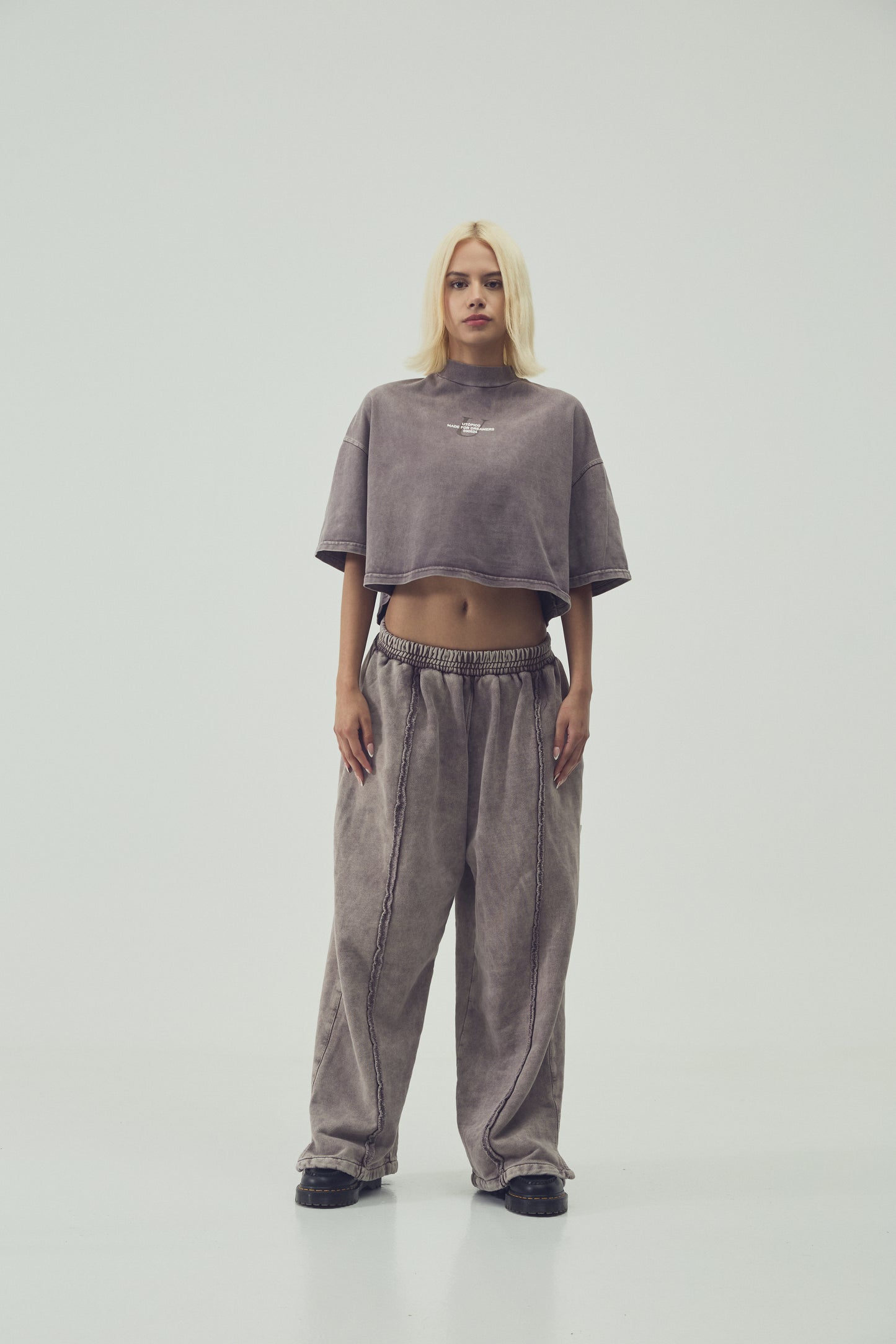 CAMISETA  CROPPED - MOCA