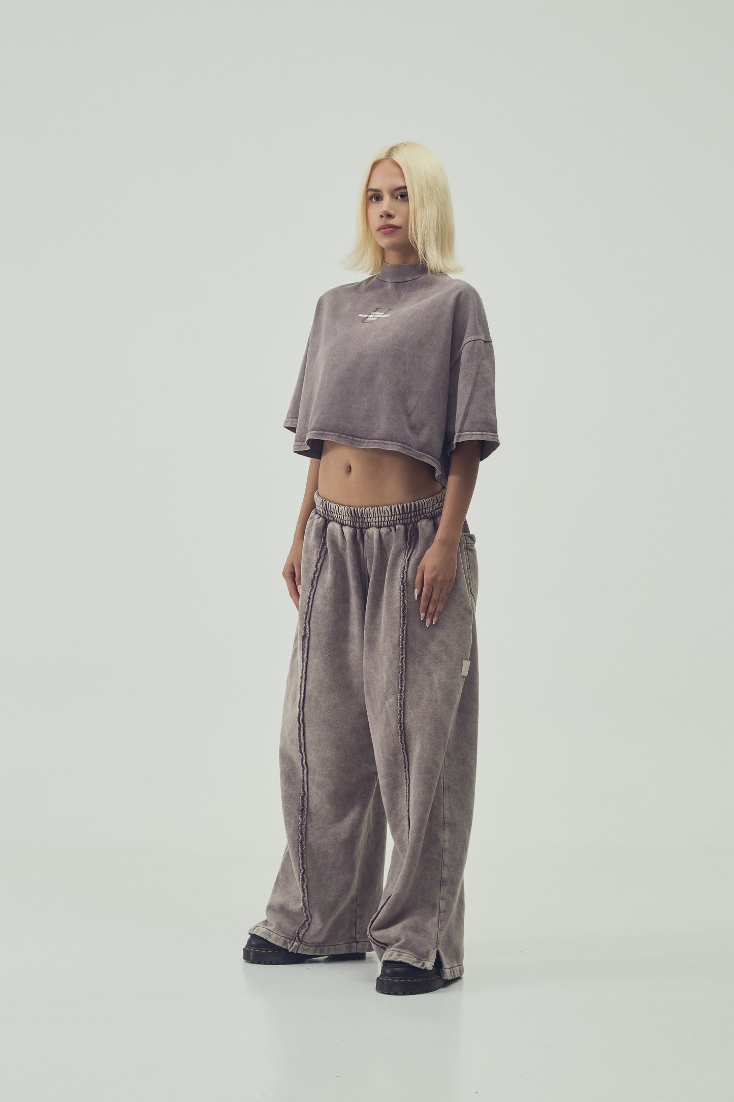 CAMISETA  CROPPED - MOCA